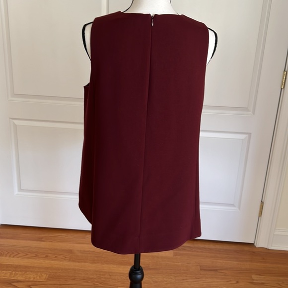 Wine colored vest by Banana Republic - Picture 5 of 8